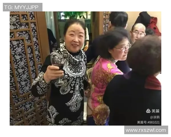 张惠妹与姚明亲密合影展现友谊与音乐的完美结合引发粉丝热议