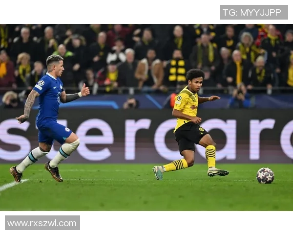 欧冠激战：多特蒙德3比2逆转切尔西争议判罚引发全场热议