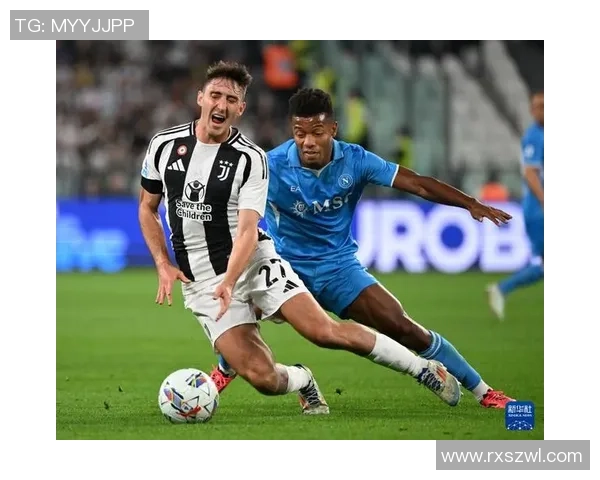 友谊赛精彩瞬间尤文图斯与那不勒斯战成平局乌龙球引发全场热议