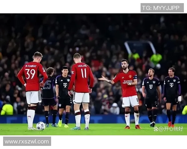 国王杯激战那不勒斯与曼联战平争议判罚引发全场热议