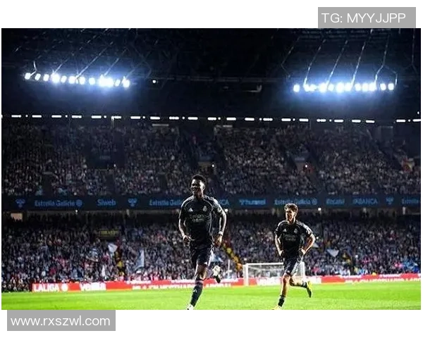 欧联杯精彩对决里昂顽强逼平皇马引发全场狂欢